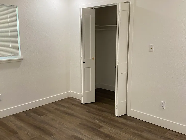 3399 Australian Cir — Photo 12