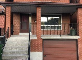 17A S Woodrow Blvd, Toronto, ON M1N 3L5