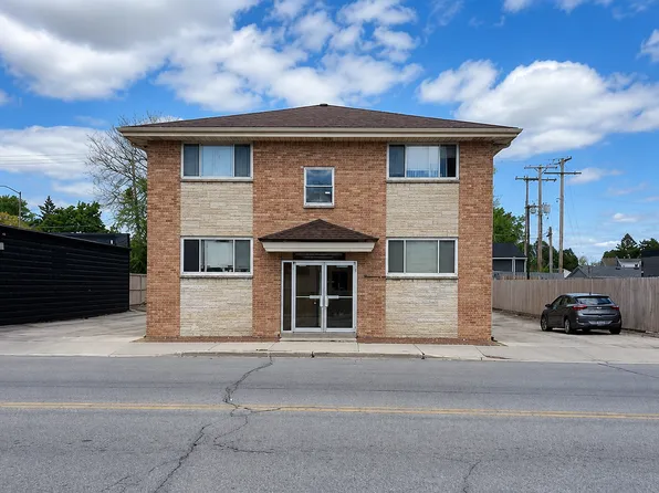 8420 W Greenfield Ave, 8420 W Greenfield Ave APT 15, Milwaukee, WI 53214