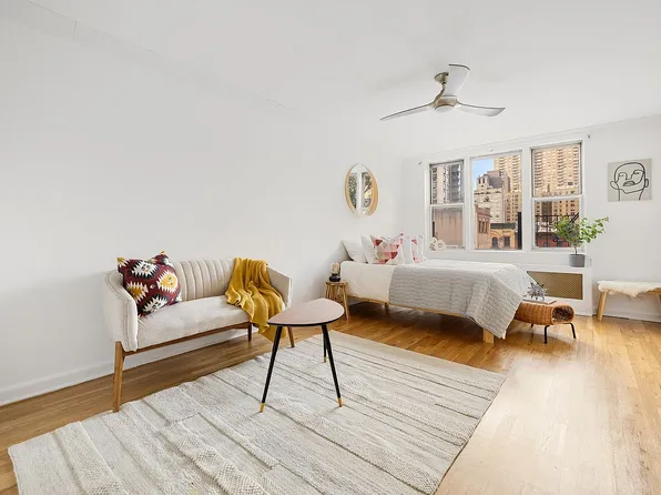 311 E 75th St APT 6A, New York, NY 10021