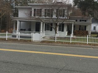 7 Button Ball Ln, SOUTH Egremont, MA 01230