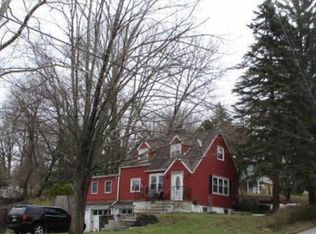 46 Rapalyea Rd, Hopatcong, NJ 07843