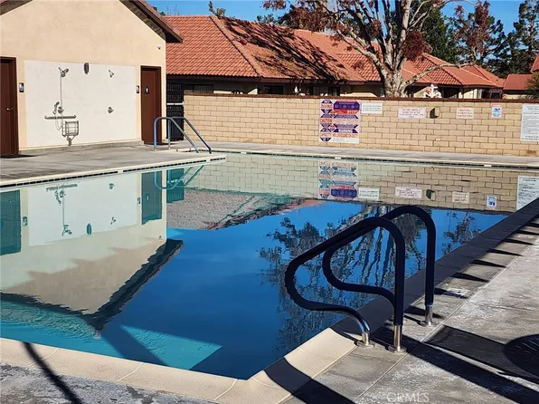 19111 Palo Verde Dr, Apple Valley, CA 92308