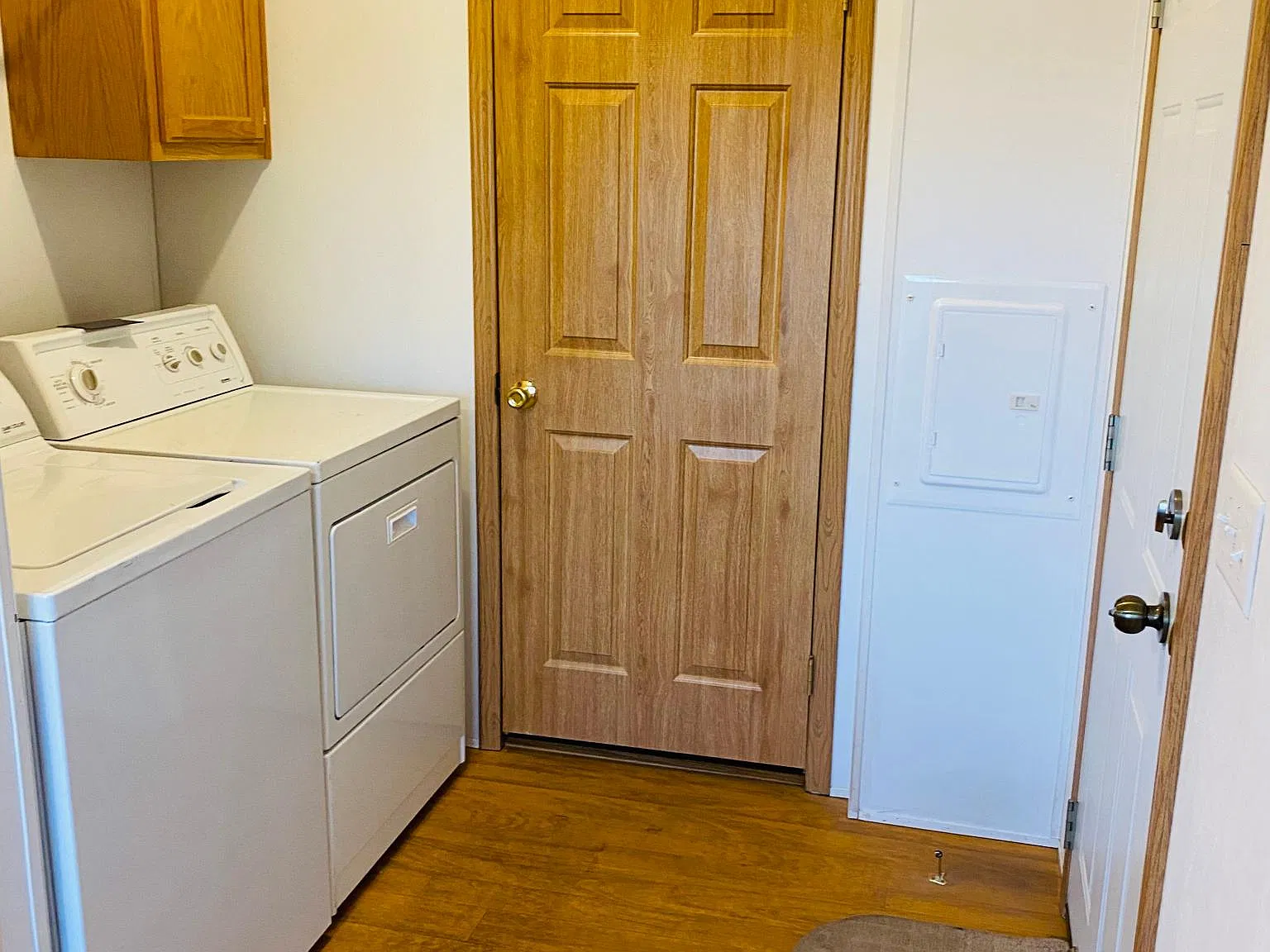 3 bed, 1296 sqft, $2,000 — Photo 4