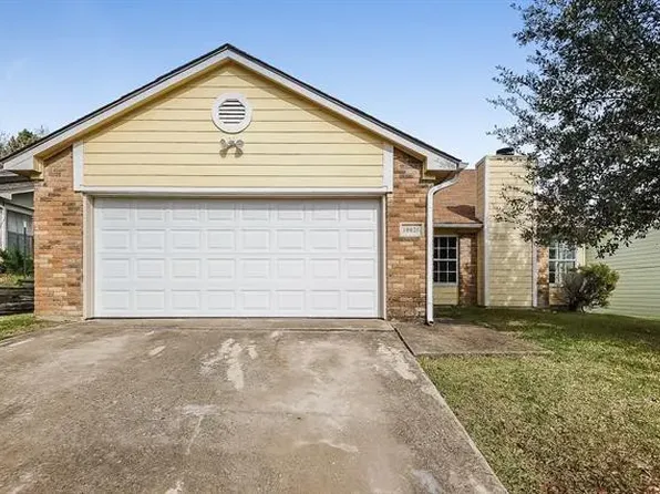 10020 Lone Eagle Dr, Fort Worth, TX 76108