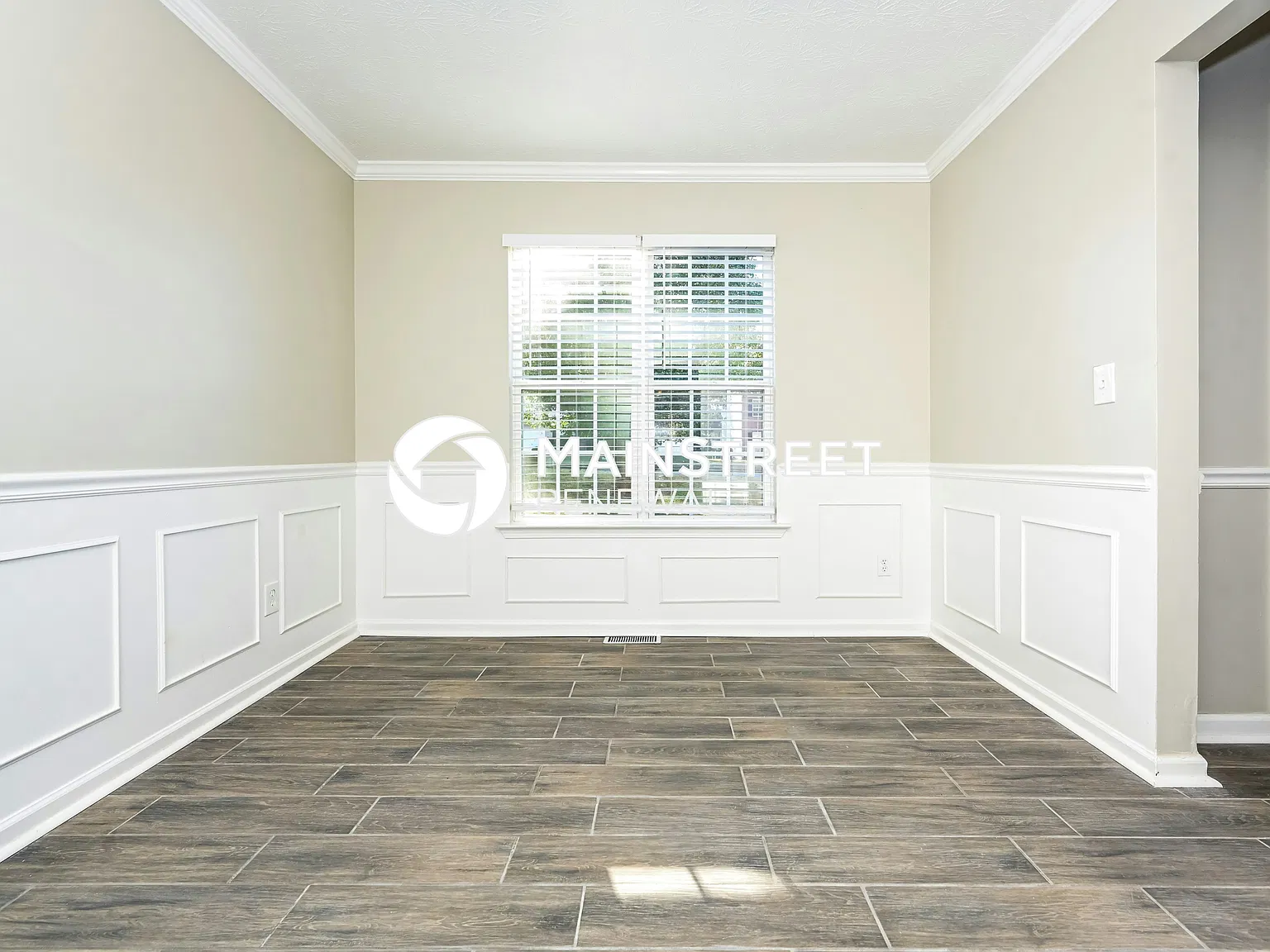 315 Summit View Dr — Photo 3