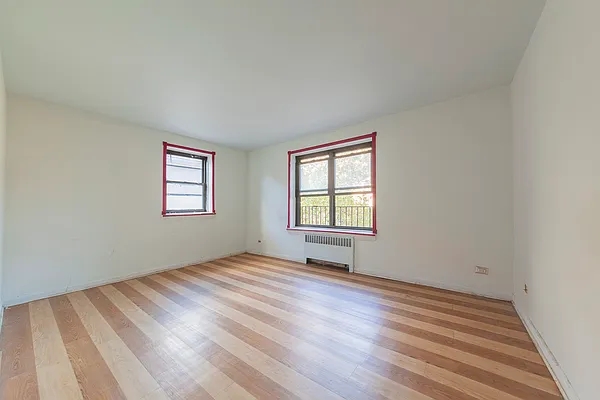 Sold by Silversons Realty LLC | media 15