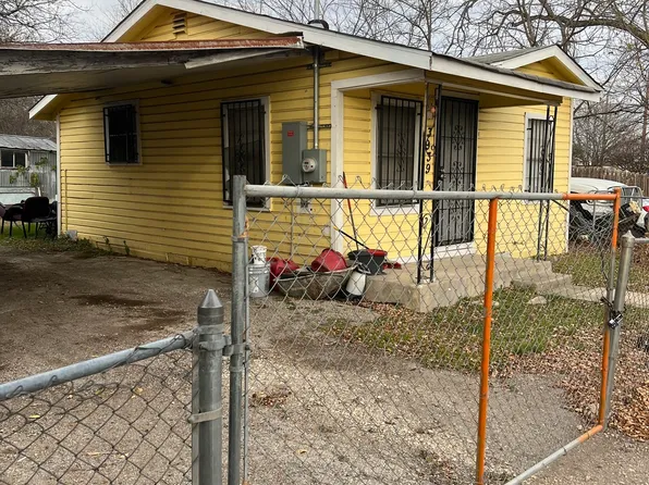 3939 culebra, San Antonio, TX 78228