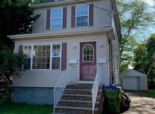 14 Myra Pl, Edison, NJ 08817