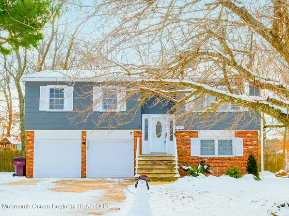 64 Woodland Road, Bayville, NJ 08721