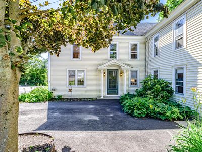 29 East Main Street, South Paris, ME, 04281