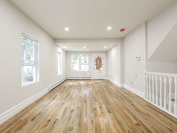 4th image of 150-34 118th Ave #A