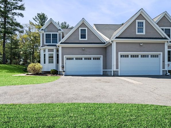 22 Gates Ln #A, Wakefield, MA 01880