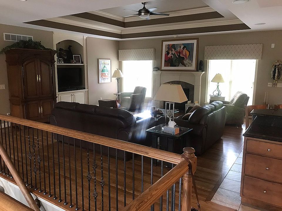 1st image of 4481 Longwood Ct