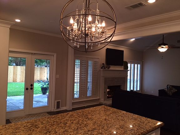 4th image of 102 Biltmore Dr