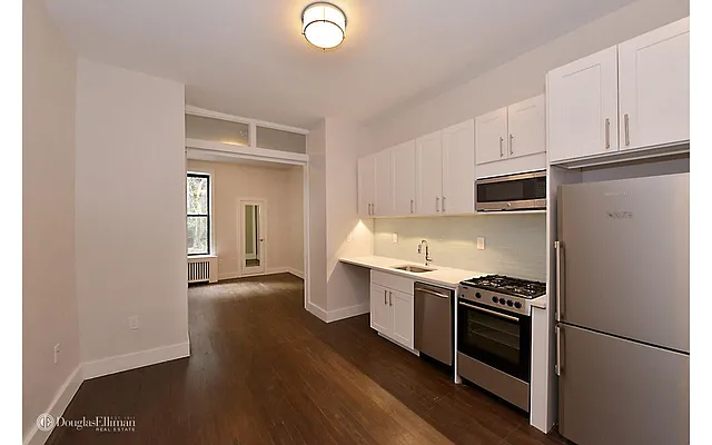 Rented by Douglas Elliman | media 11