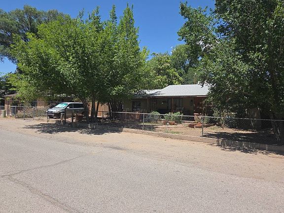 2nd image of 2235 Wilbur Rd SW