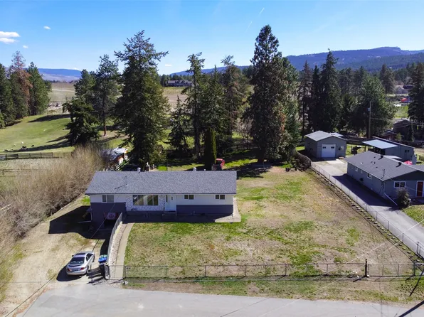 4141 Sealy Rd, Kelowna, BC V1W 4C4