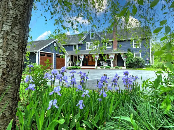 935 Baldwin Road, Woodbridge, CT 06525