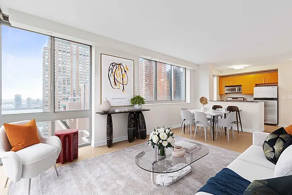 Rented by Greystar | media 1