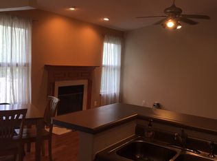 134 Fleur De Lis Dr, Wentzville, MO