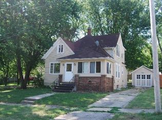 514 Spruce St, Dixon, IL 61021