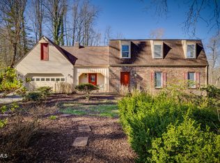 21446 Plantation Rd, Bristol, VA 24202