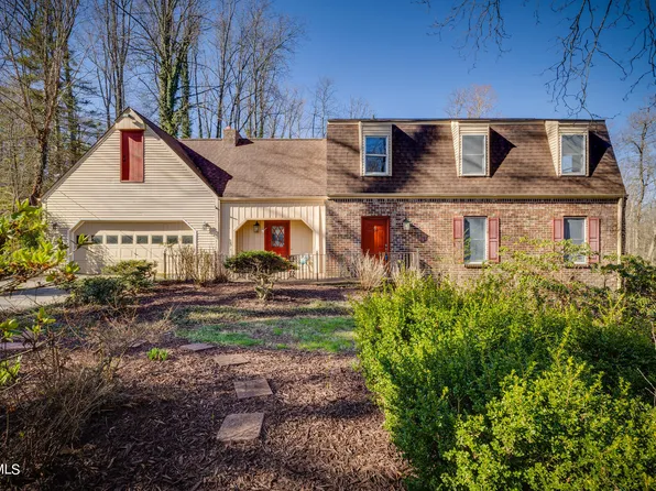21446 Plantation Rd, Bristol, VA 24202