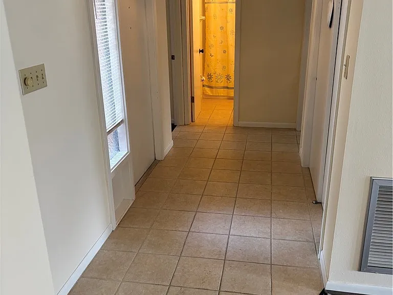 57 Chinaberry Cir — Photo 4