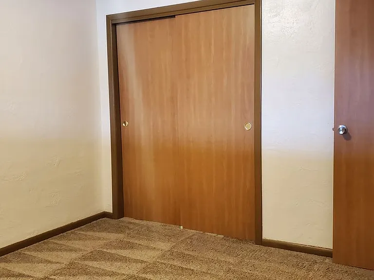 310-Colony Apartments — Photo 22