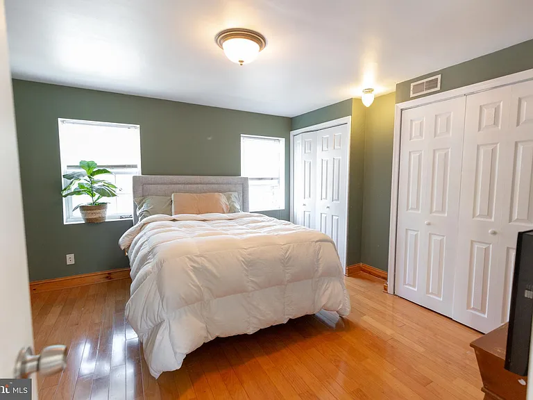 808 Gaul St — Photo 43