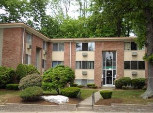 1240 Diamond Hill Rd APT 16, Woonsocket, RI 02895