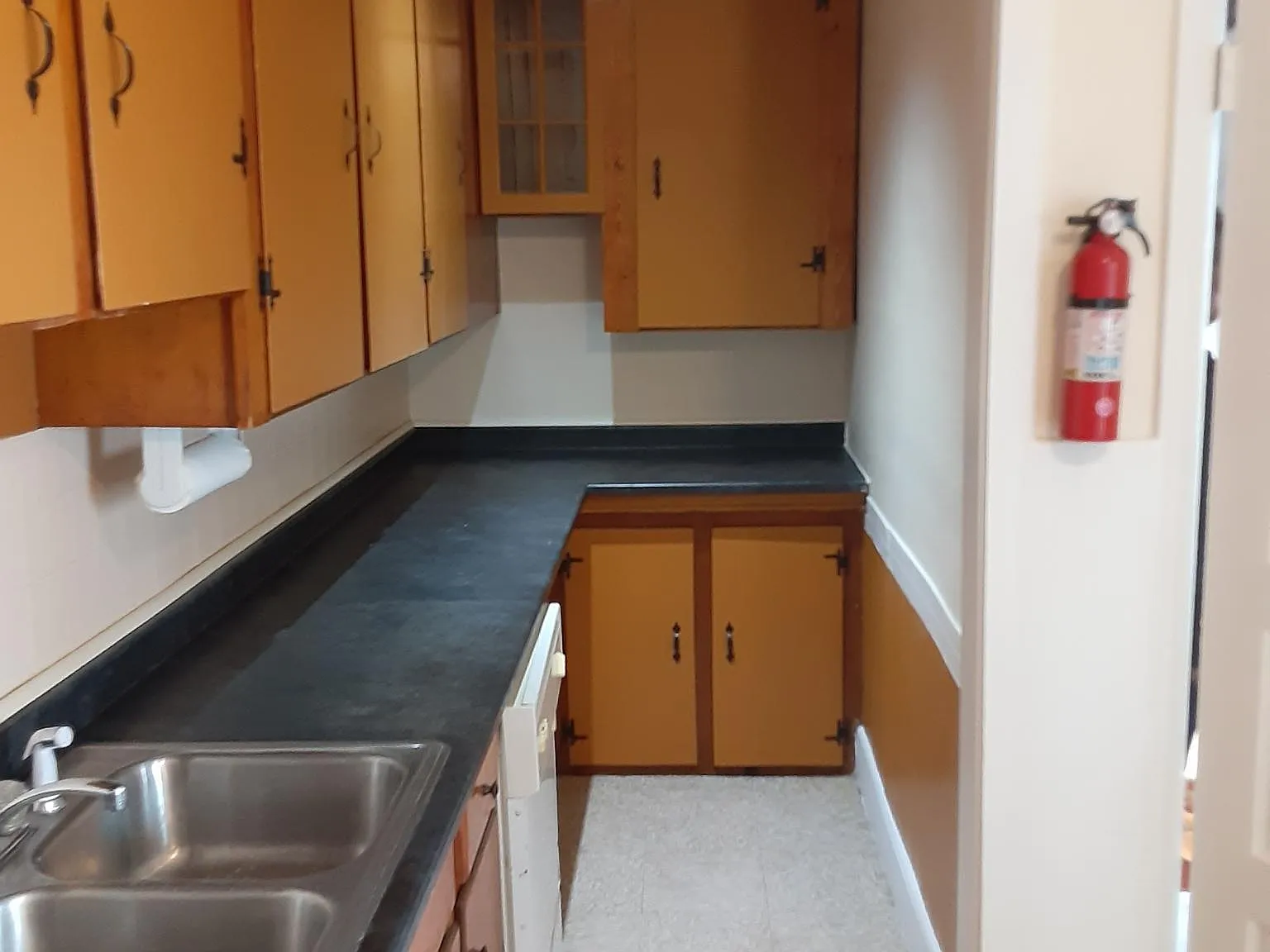2 bed, $1,750 — Photo 2