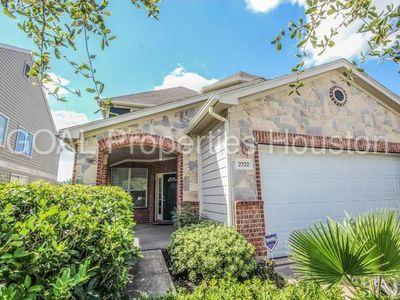 2722 Feather Green Trl, Fresno, TX, 77545