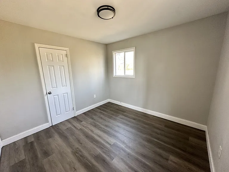 1221 Frisco St — Photo 7