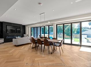 1560 Asgard Dr, Mississauga, ON L5E2B9