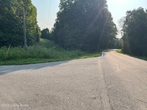 30 Vic Young Rd, Olaton, KY 42361