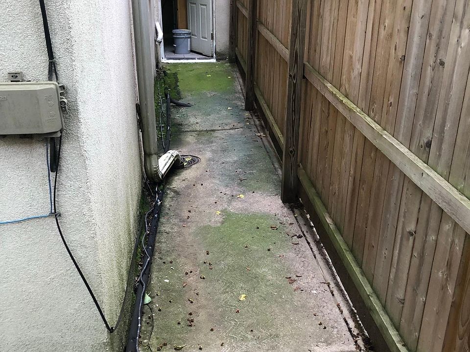 Walk way from apartment to the backyard