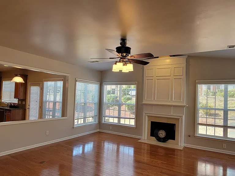 715 Pimlicon Pl — Photo 20