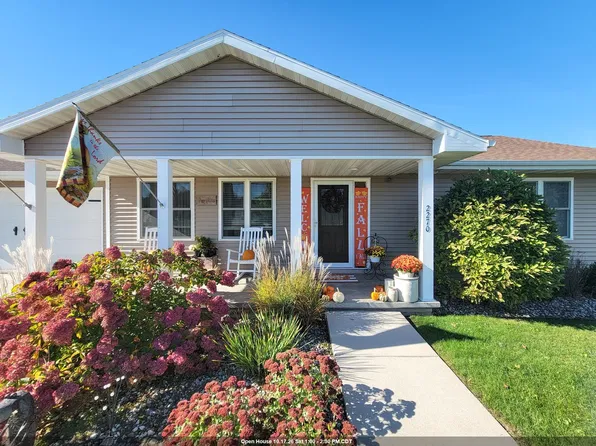 2270 Lensmire Ln, Waupaca, WI 54981