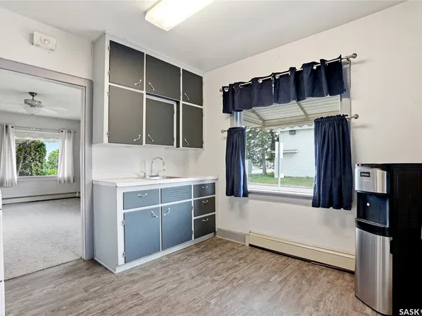 201 P Avenue N, Saskatoon, SK S7L 2V6