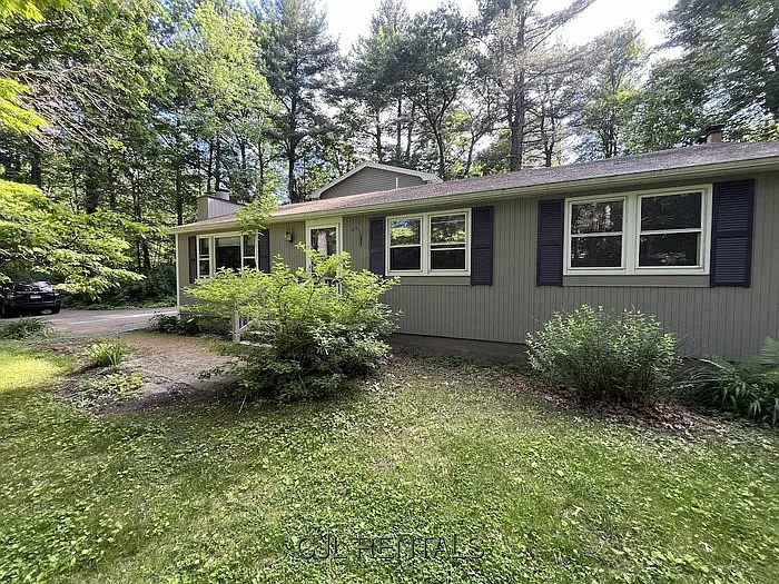 3 bed, 2.0 bath, $4,100 — Photo 1
