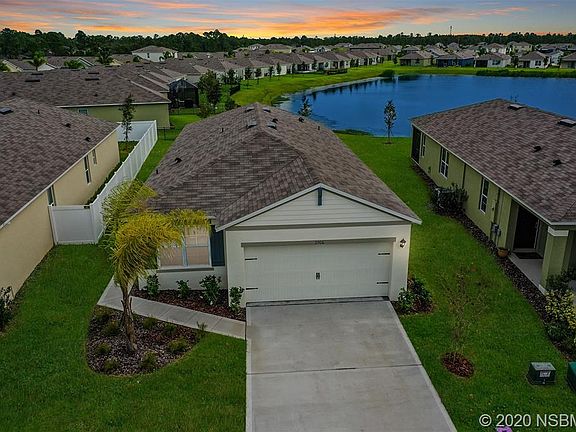 4th image of 2906 Blue Shores Way