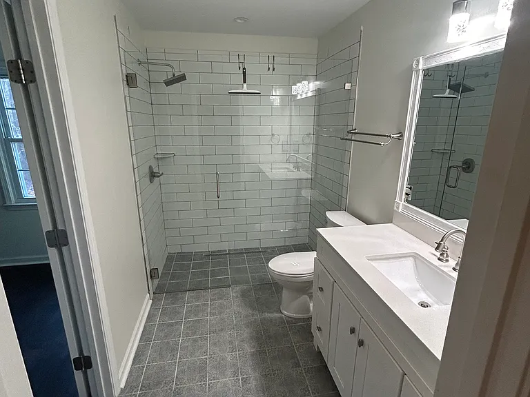 6970 Heard Rd — Photo 5