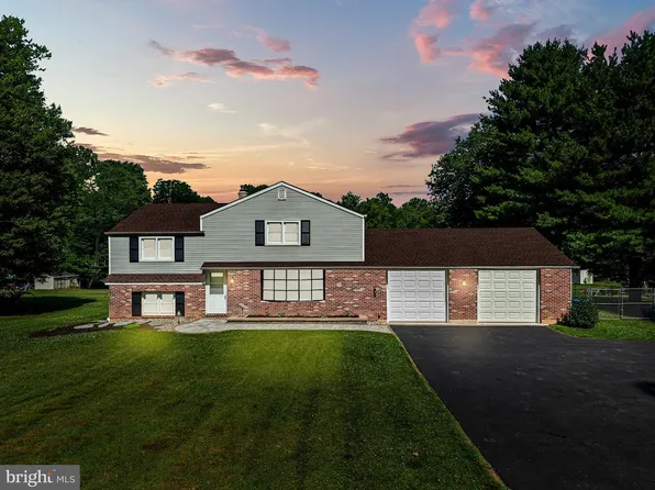1018 Hopewell Rd, Downingtown, PA 19335