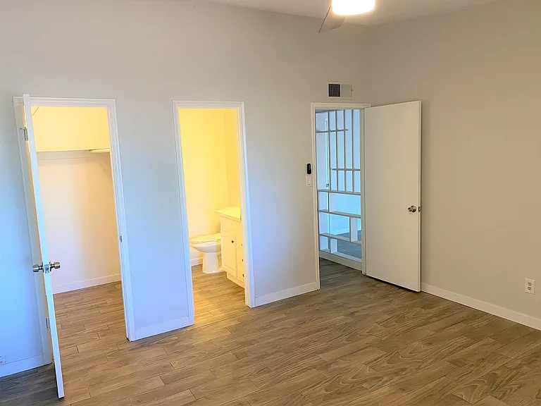 7035 E Wilshire Dr — Photo 9