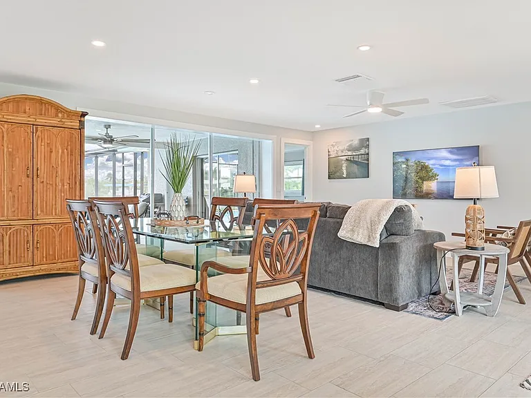 13840 Sleepy Hollow Ln — Photo 10