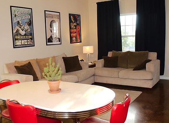 3rd image of 4619 Senda Ln