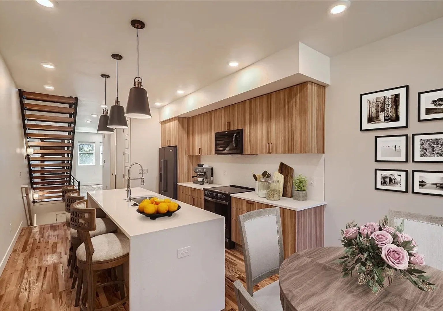 Modern 3-Bedroom Park Hill Townhome with Private Fenced Yard — Photo 2