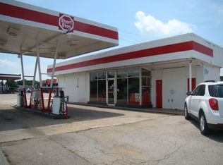 Hwy 59 N 370, HEAVENER, OK 74937